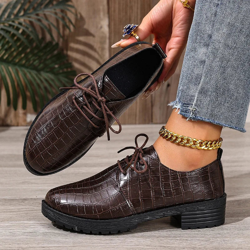 Niyra – Derby Sko Med Tykk Såle Og Snøring