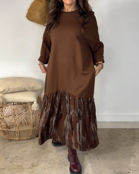 Dragica - Kjole Med Rund Hals og Uregelmessig Patchwork Mønster