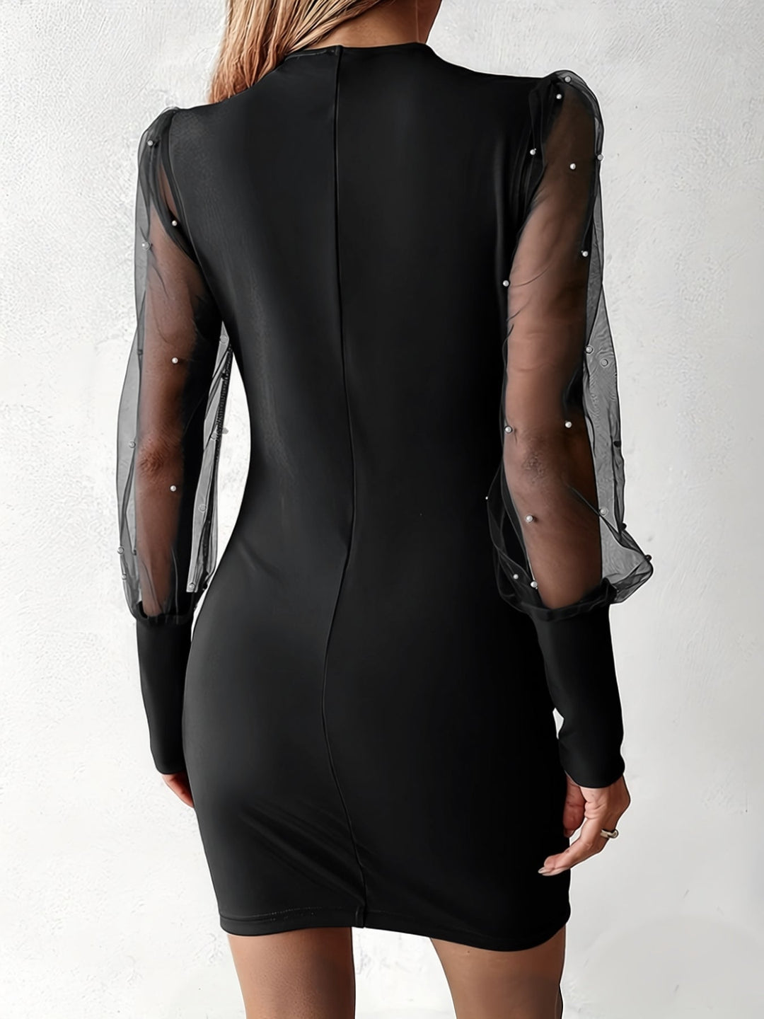 Yamato - Perlebrodert Plissert Kjole Med Tyllerm