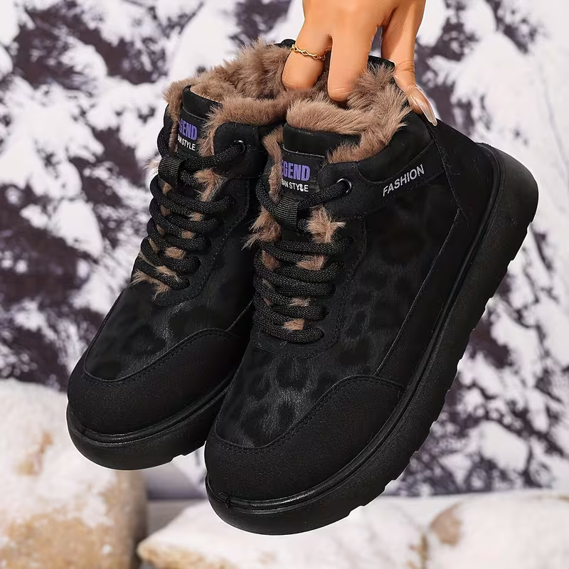 Elizia – Snørestøvletter Med Tykk Såle