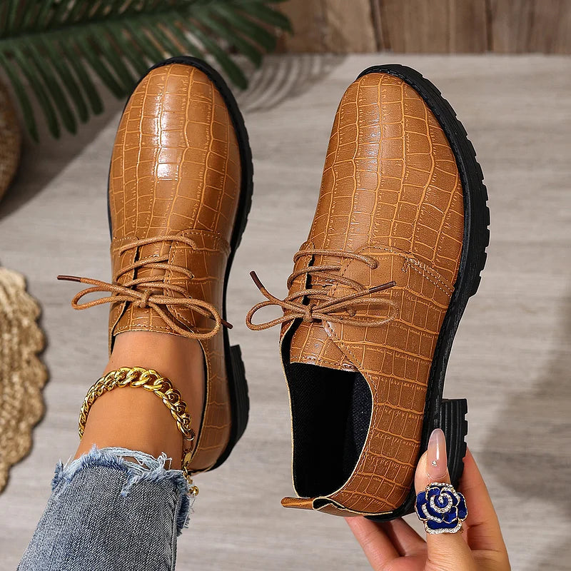 Niyra – Derby Sko Med Tykk Såle Og Snøring