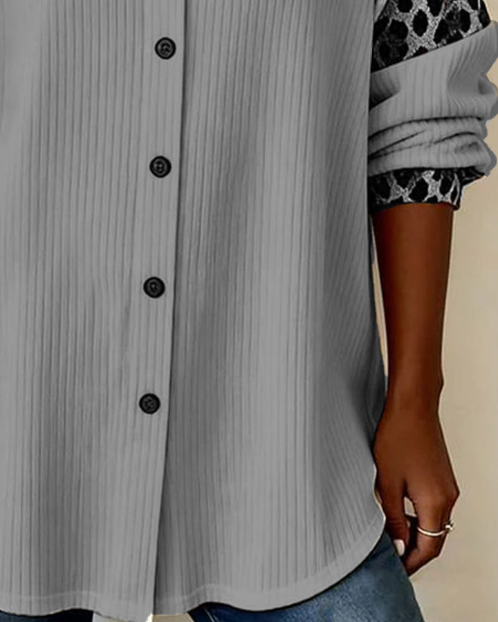 Jordana - Skjorte med Leopardmønster og Knappekrage