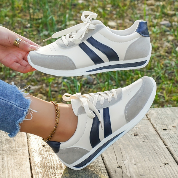 Adina – Komfortabel Snøresko