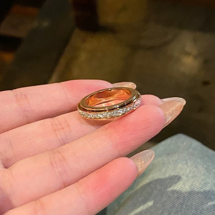 Nubia - Luksuriøs Roterende Spinnerring Laget av Stål