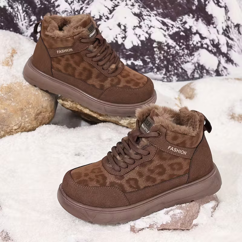 Elizia – Snørestøvletter Med Tykk Såle