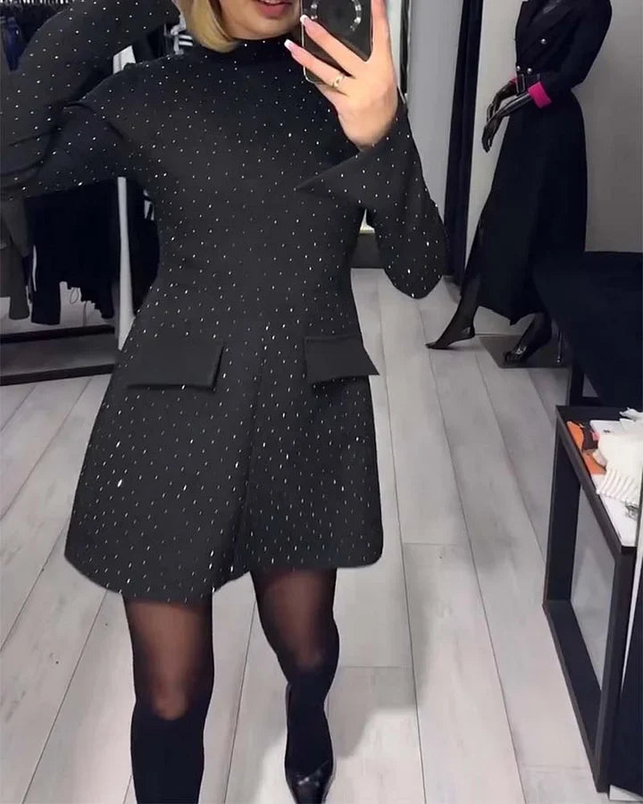 Kenzleigh – Elegant Glitrende Kjole