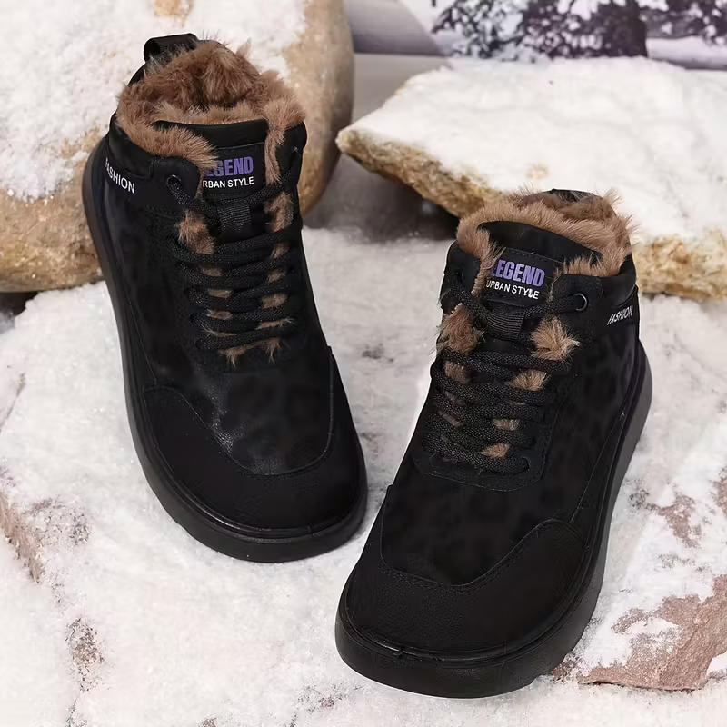 Elizia – Snørestøvletter Med Tykk Såle