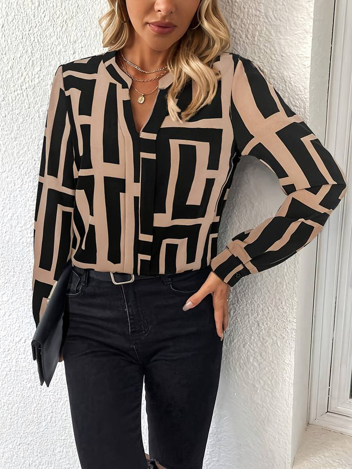 Tzipora – Elegant Langermet Bluse Med Geometrisk Mønster